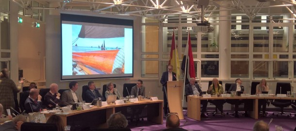 Foto raadszaal.jpg